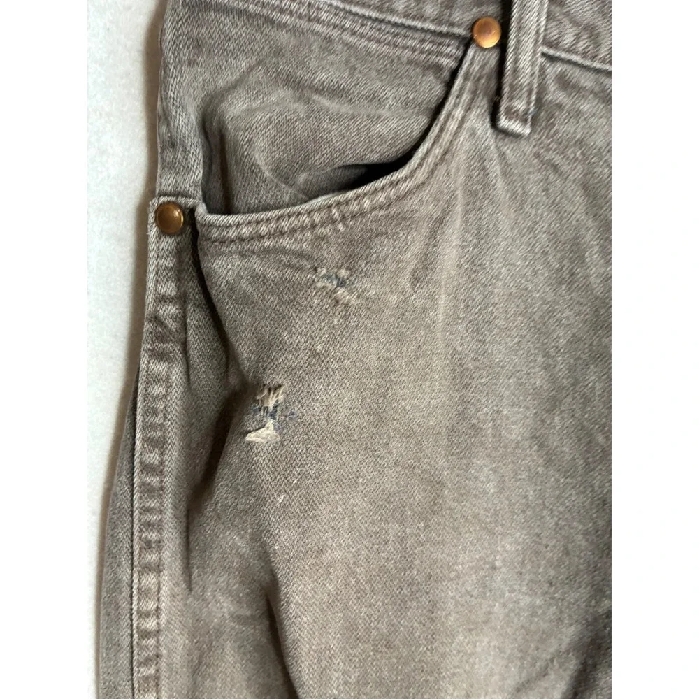Vintage Wrangler 13MWZTN Brown‎ Jeans Mens 32x33 Distressed Made in USA Workwear